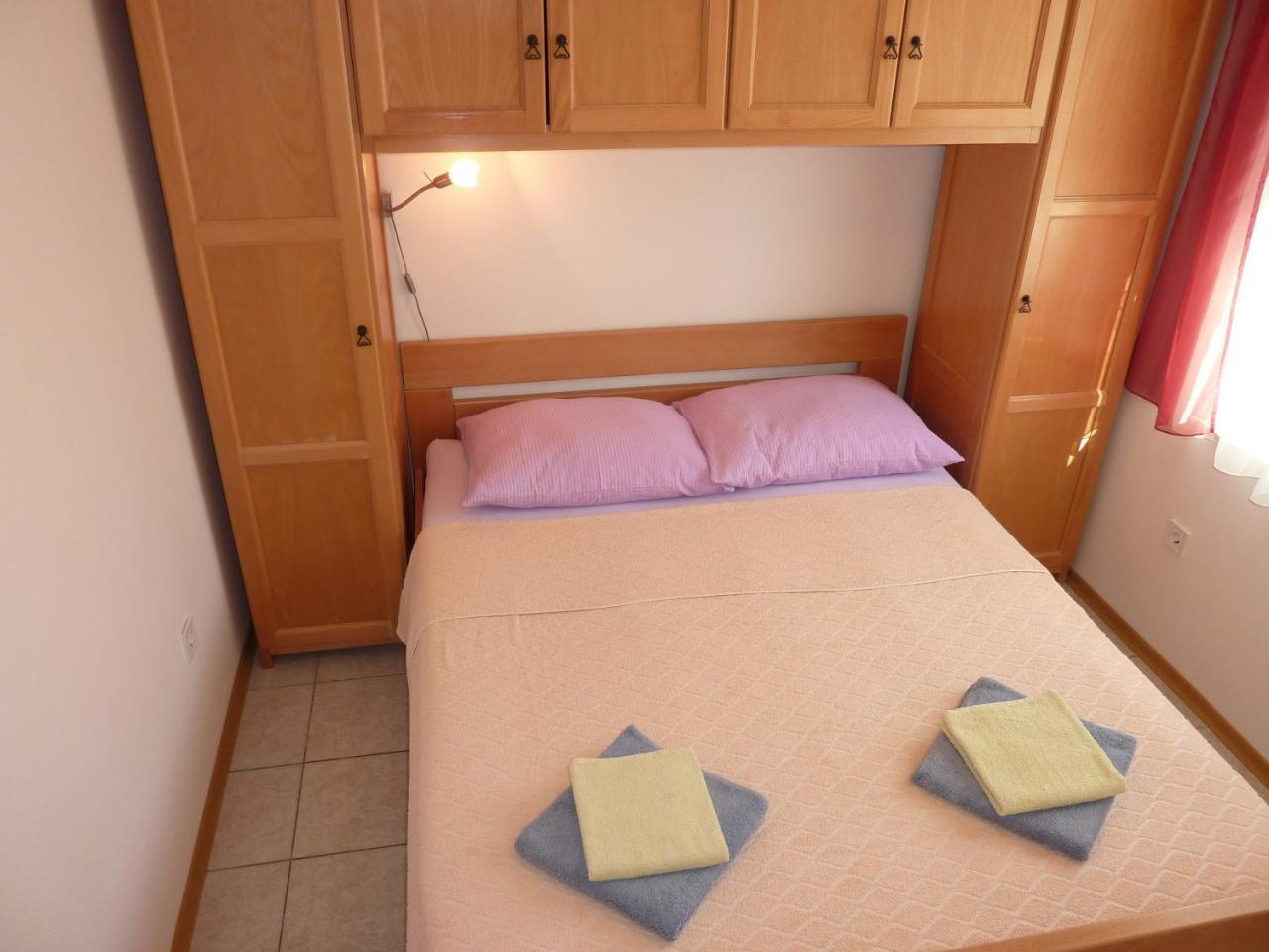 Queen Beach Apartments - Private Pool - Sabunike III بريفلاكا المظهر الخارجي الصورة