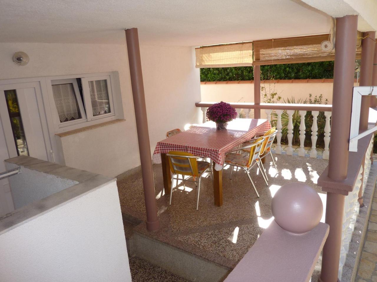 Queen Beach Apartments - Private Pool - Sabunike III بريفلاكا المظهر الخارجي الصورة