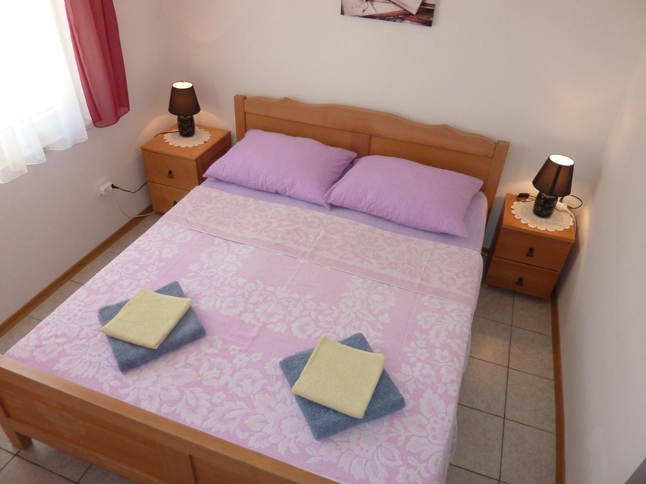 Queen Beach Apartments - Private Pool - Sabunike III بريفلاكا المظهر الخارجي الصورة