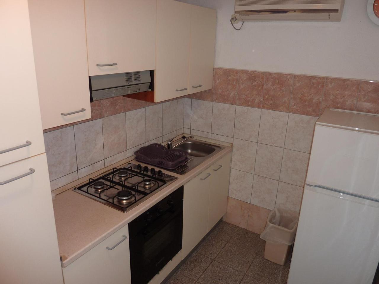 Queen Beach Apartments - Private Pool - Sabunike III بريفلاكا المظهر الخارجي الصورة